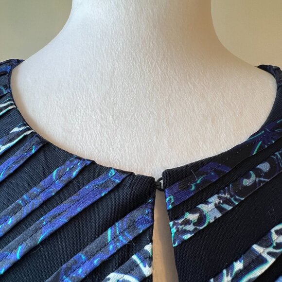 ✨Chico's Travelers Collection Sheer Open Cardigan Jacket Size 2 (L) Blue✨ - Picture 2 of 13